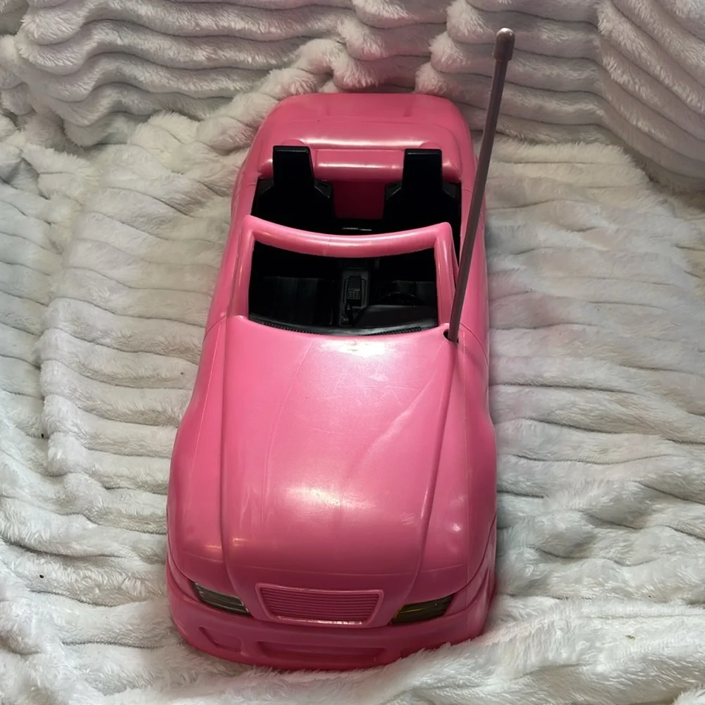 Vintage Barbie 1994 Meritus Remote Control Pink Convertible Car